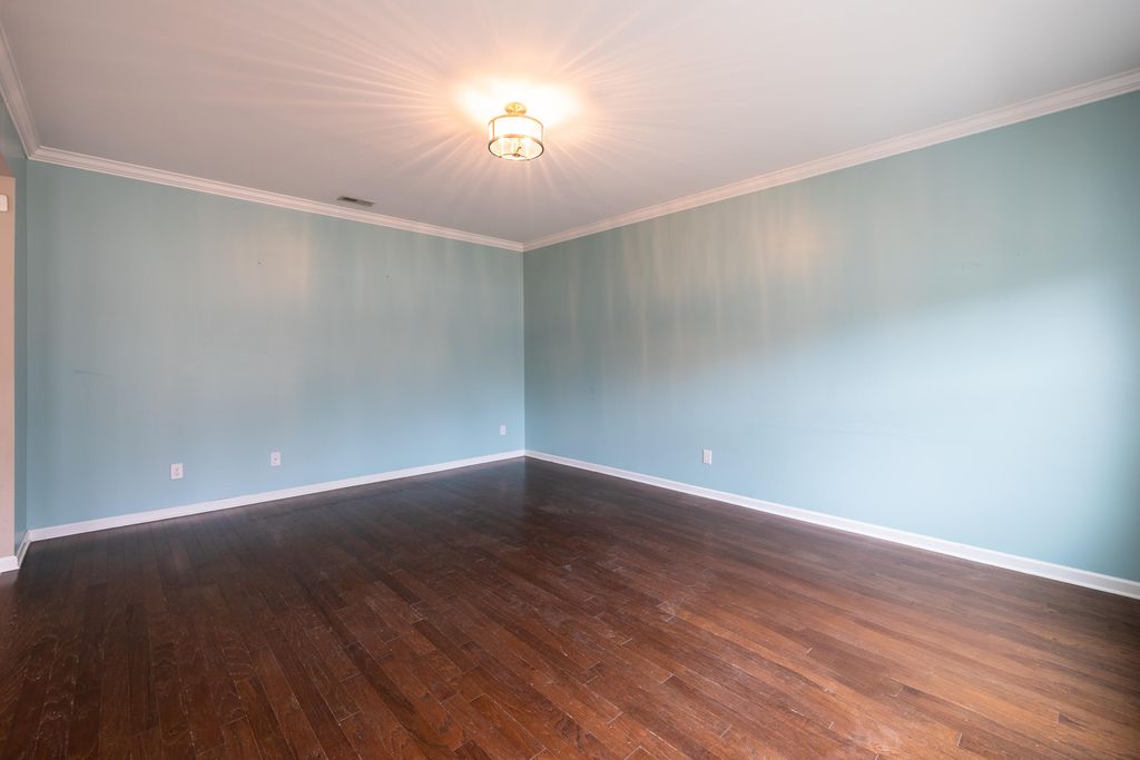 Image 22 of property listing at 106 Scotland Drive, Summerville, SC 29483