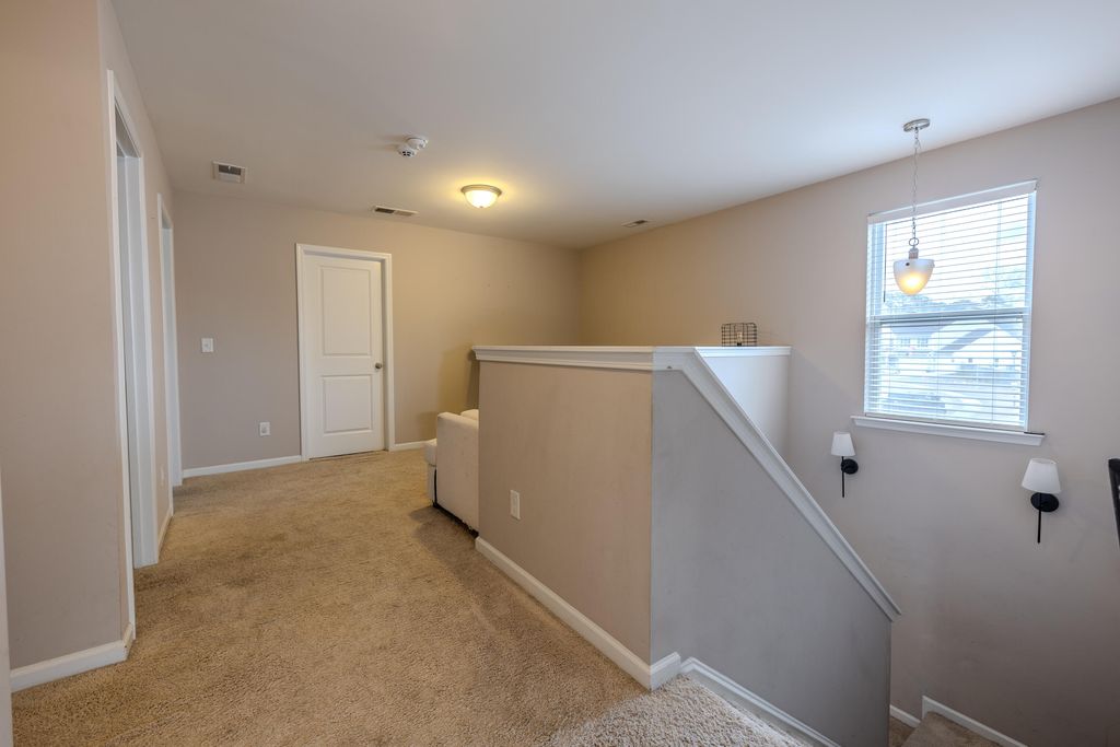 Image 25 of property listing at 106 Scotland Drive, Summerville, SC 29483