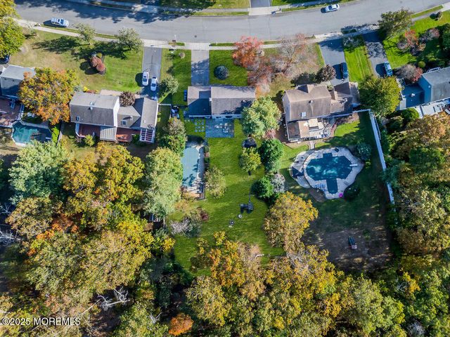 213 Jumping Brook Drive, Toms River, NJ 08755