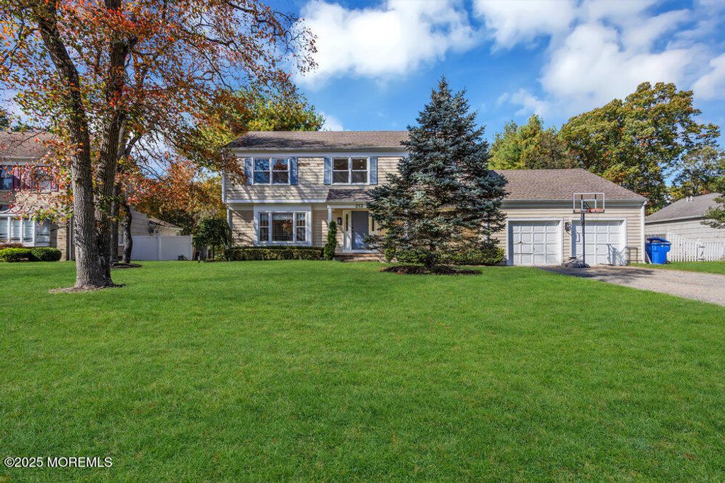 213 Jumping Brook Drive, Toms River, NJ 08755