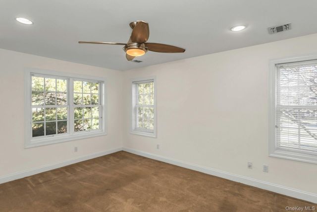 986 Madeira Boulevard, Melville, NY 11747