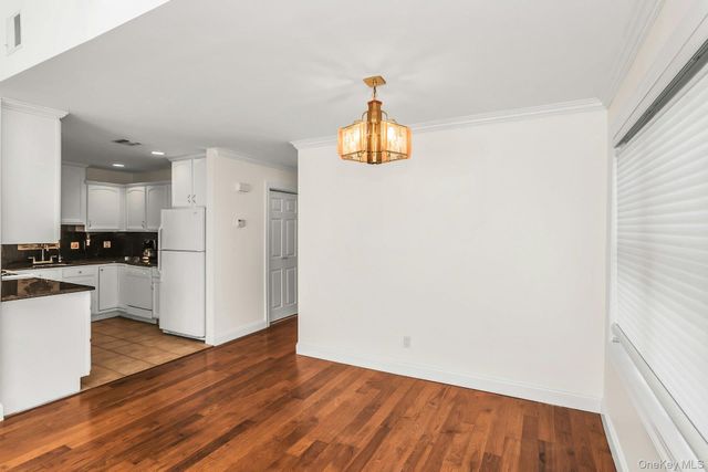 986 Madeira Boulevard, Melville, NY 11747