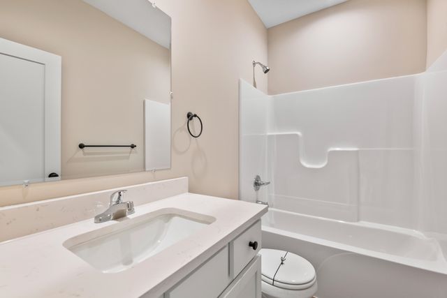 2451 W MacArthur Ct, Wichita, KS 67217
