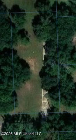 10158 E Shorecrest Road, Biloxi, MS 39532