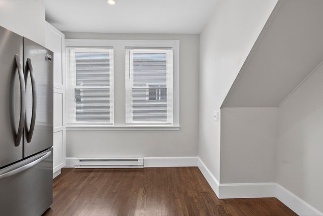 21 Dunlap St 3, Salem, MA 01970