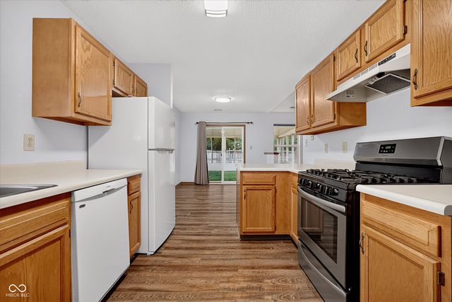 7449 Grandview Drive, Avon, IN 46123