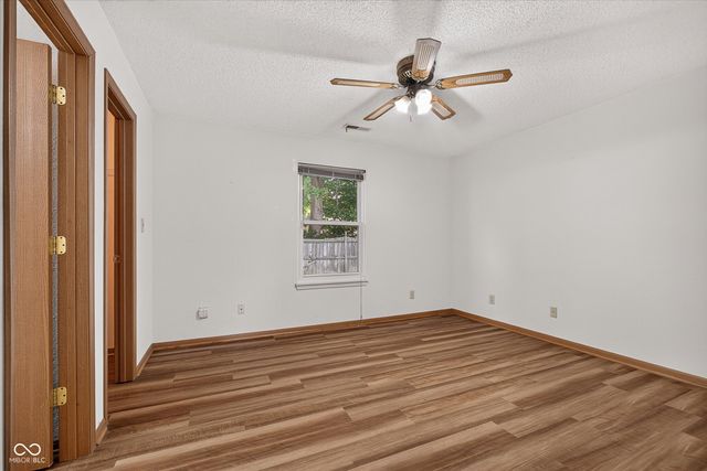 7449 Grandview Drive, Avon, IN 46123
