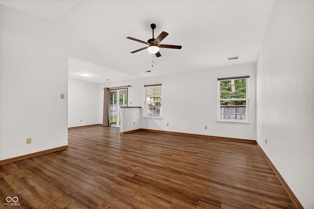 7449 Grandview Drive, Avon, IN 46123