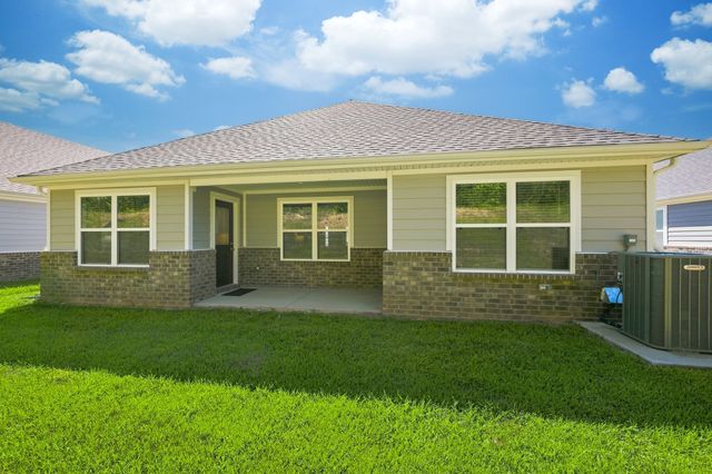 1003 Autumnwood Drive, Dickson, TN 37055