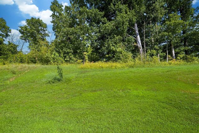 1003 Autumnwood Drive, Dickson, TN 37055