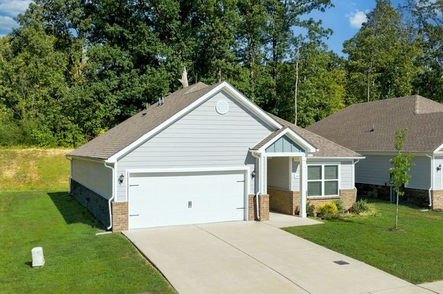 1003 Autumnwood Drive, Dickson, TN 37055