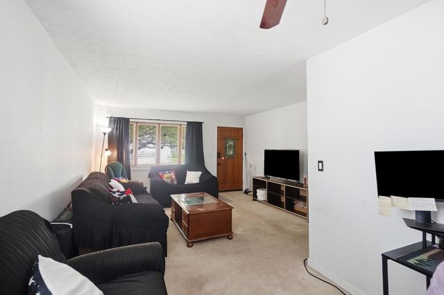 2025 Ward Road, Columbus, OH 43224