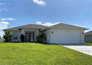 2821 NW 6th PL, Cape Coral, FL 33993