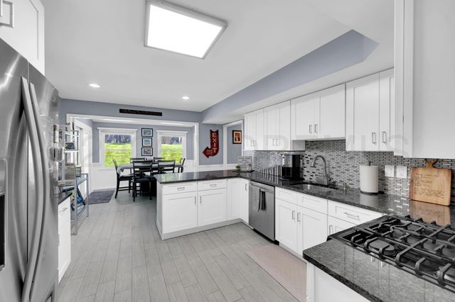 12 Yellowstone Lane, Howell, NJ 07731