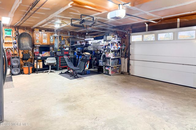 12 Yellowstone Lane, Howell, NJ 07731