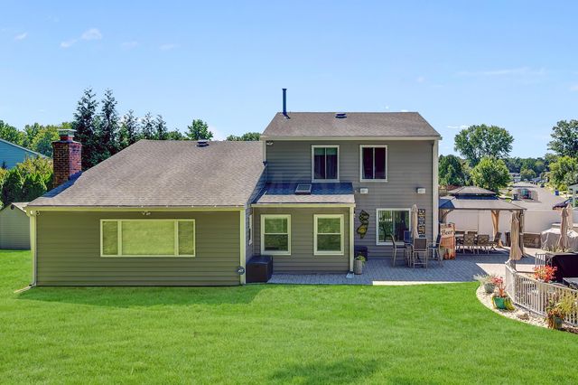 12 Yellowstone Lane, Howell, NJ 07731