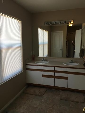 6152 S SHARON Court, Chandler, AZ 85249