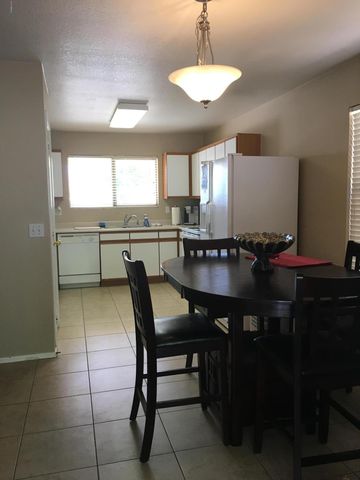 6152 S SHARON Court, Chandler, AZ 85249