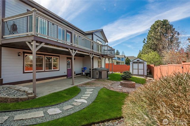 4410 Glasgow Way, Anacortes, WA 98221