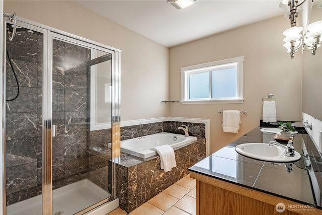 4410 Glasgow Way, Anacortes, WA 98221