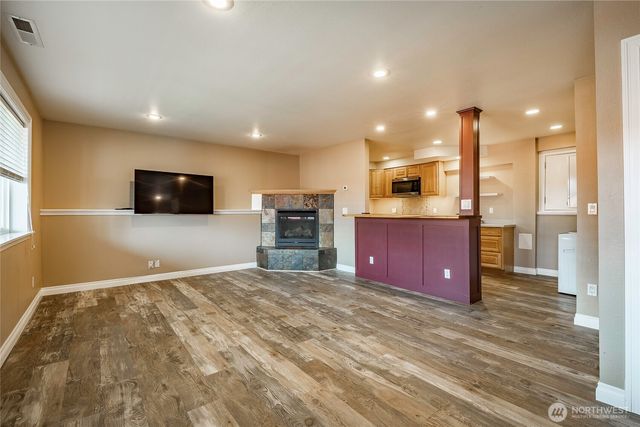 4410 Glasgow Way, Anacortes, WA 98221
