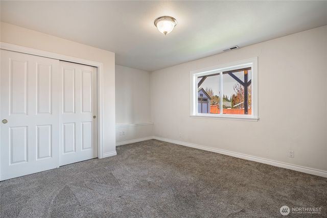 4410 Glasgow Way, Anacortes, WA 98221