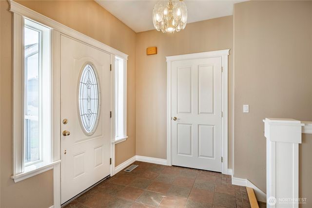 4410 Glasgow Way, Anacortes, WA 98221