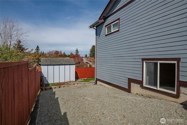 4410 Glasgow Way, Anacortes, WA 98221