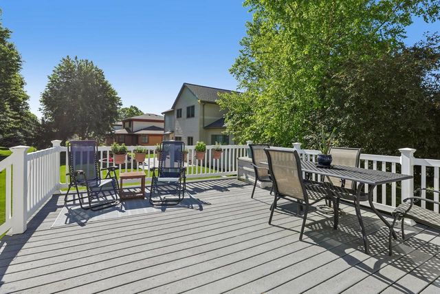 913 Countryside Crossing, Waunakee, WI 53597