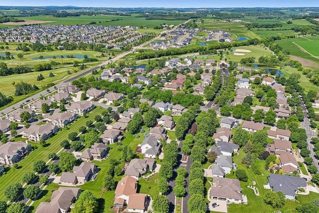 913 Countryside Crossing, Waunakee, WI 53597