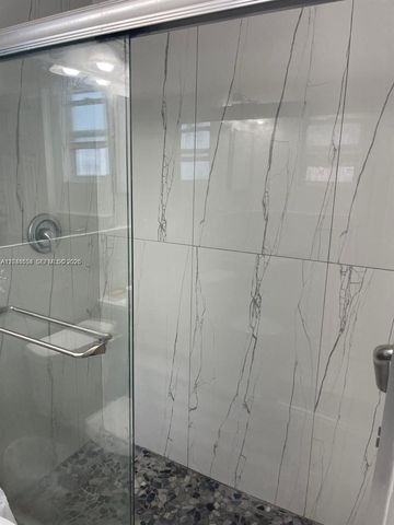 2435 Plunkett St 1, Hollywood, FL 33020