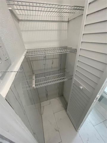 2435 Plunkett St 1, Hollywood, FL 33020