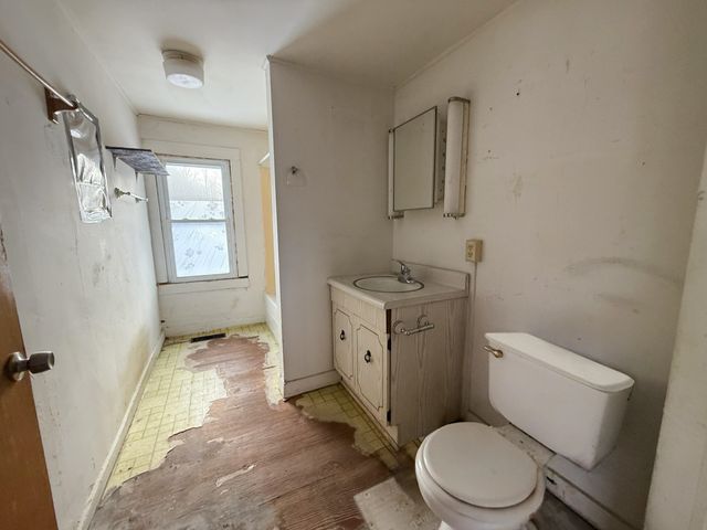 843 Kentfield Road, Whitingham, VT 05361