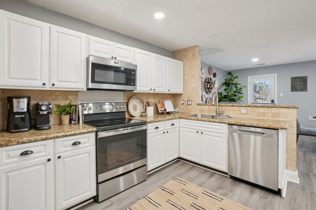 7006 Burning Bush, Sachse, TX 75048