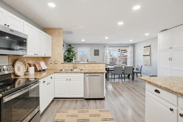 7006 Burning Bush, Sachse, TX 75048