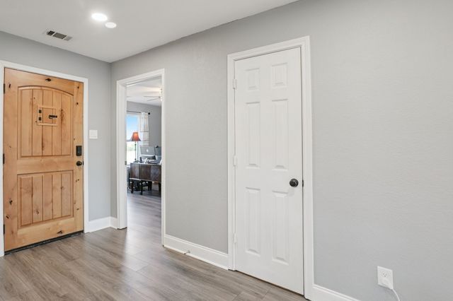 7006 Burning Bush, Sachse, TX 75048