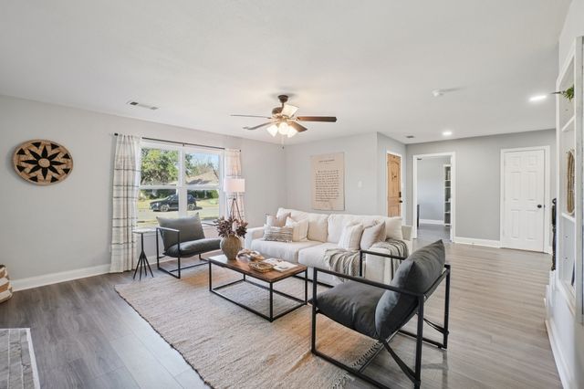 7006 Burning Bush, Sachse, TX 75048