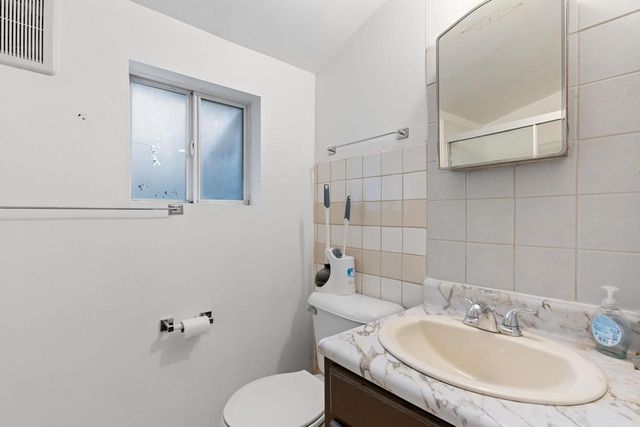 610 Ash Street, Baraboo, WI 53913