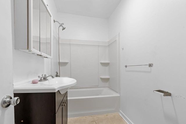 610 Ash Street, Baraboo, WI 53913