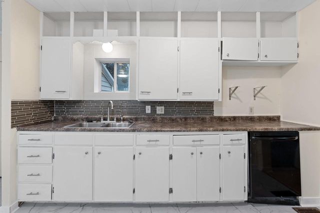 610 Ash Street, Baraboo, WI 53913