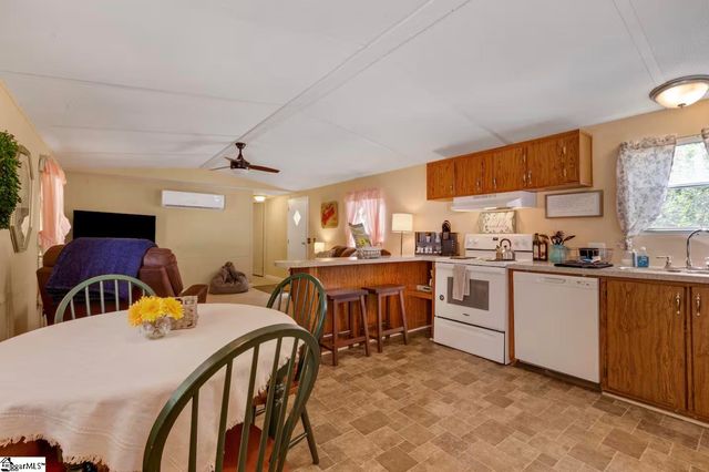 84 Benson Road, Travelers Rest, SC 29690