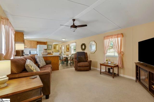 84 Benson Road, Travelers Rest, SC 29690