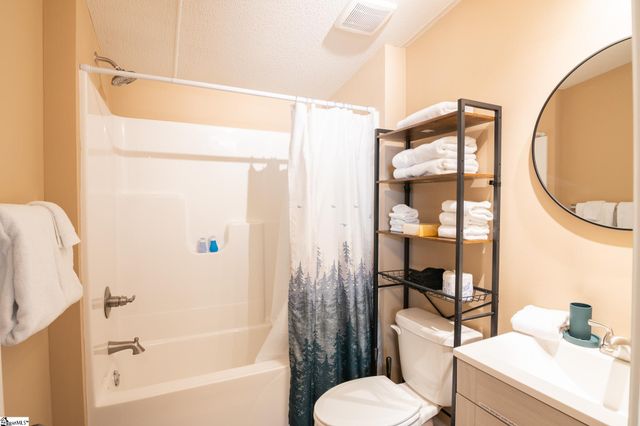 84 Benson Road, Travelers Rest, SC 29690