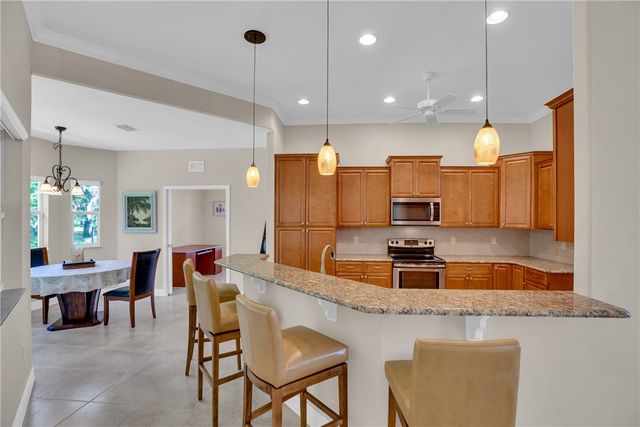 7445 36th Court, Vero Beach, FL 32967