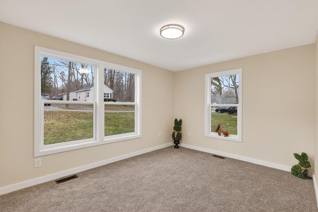 4034 Childs Avenue, Comstock Park, MI 49321