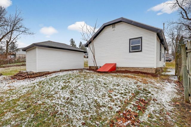 4034 Childs Avenue, Comstock Park, MI 49321