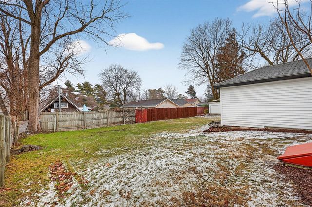 4034 Childs Avenue, Comstock Park, MI 49321