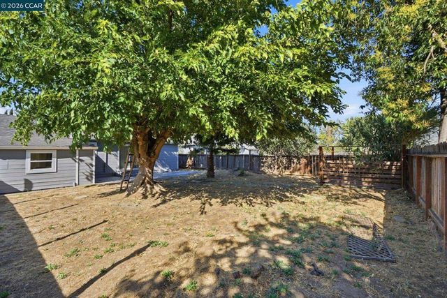 2880 Mount Diablo St, Concord, CA 94518