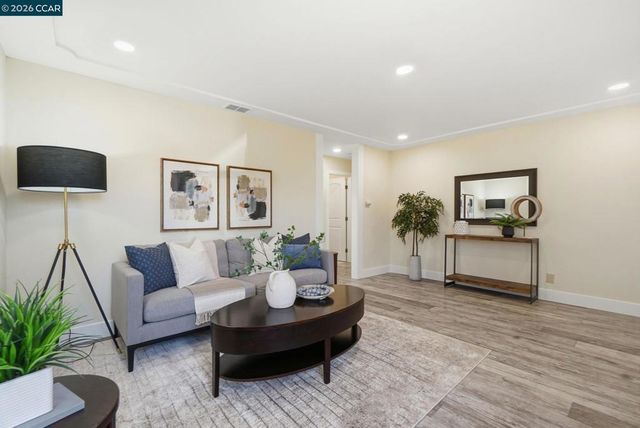 2880 Mount Diablo St, Concord, CA 94518