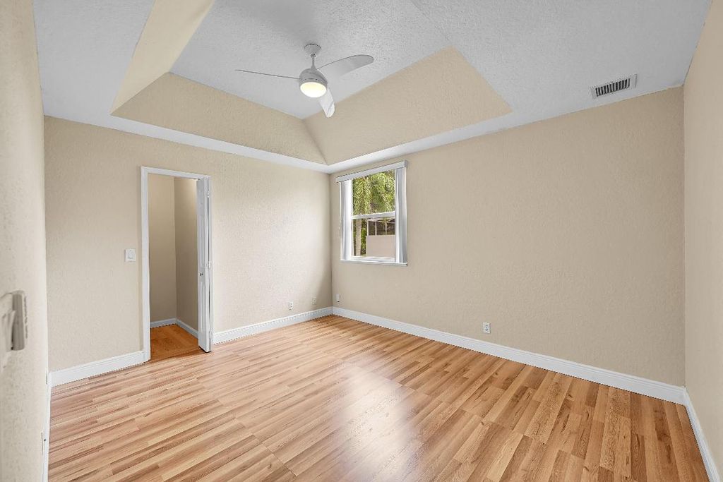 Image 18 of property listing at 5941 NW 99th Avenue, Parkland, FL 33076